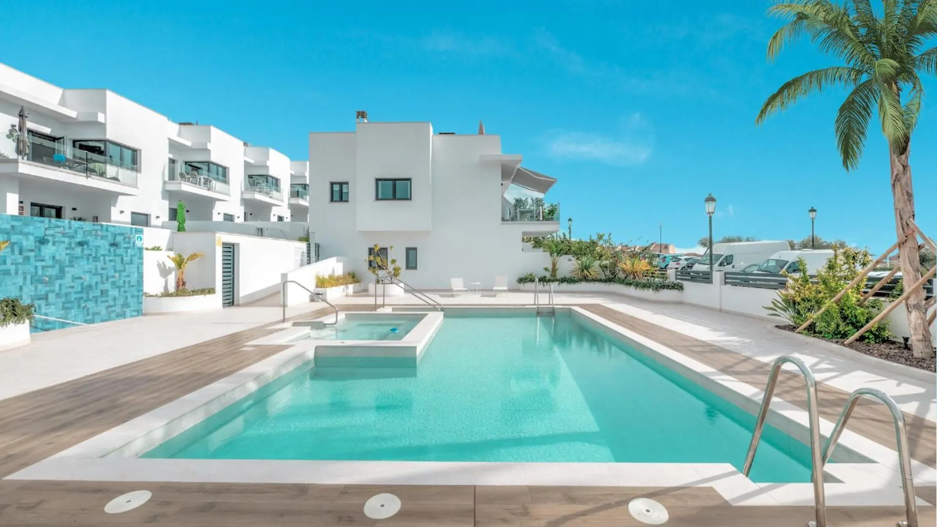 Deluxe House With Roof Terrace And Pool Villa Nerja Spain
